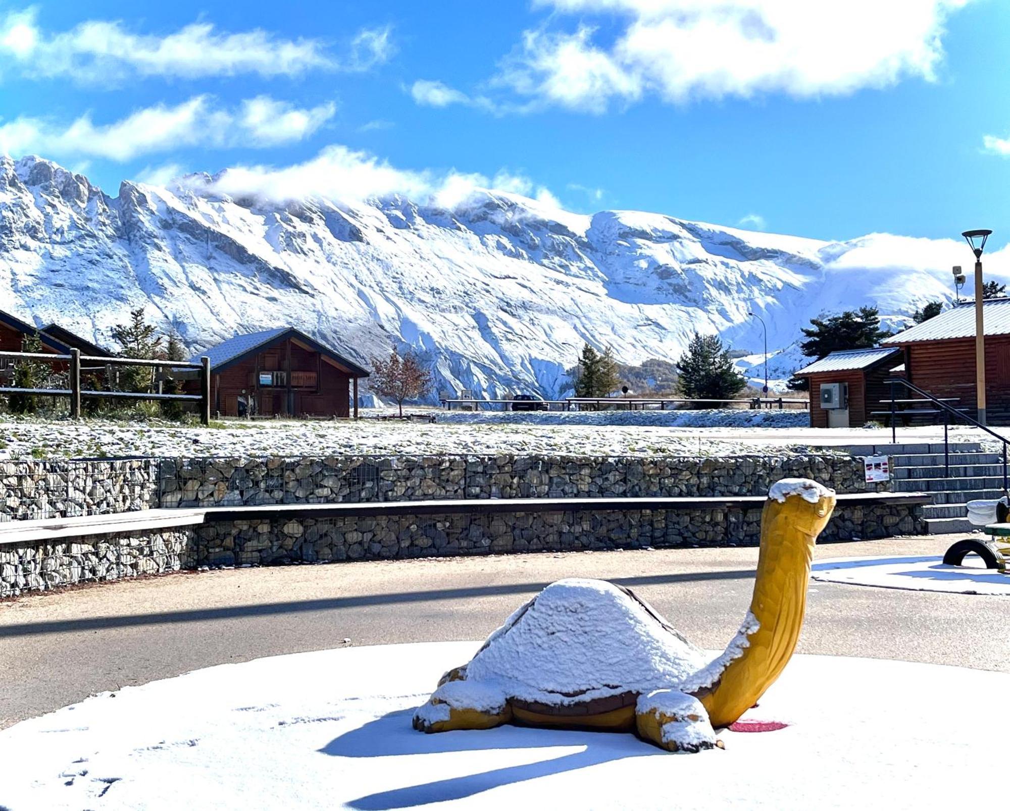 Appartement Chalets Du Super D Saint-Étienne-en-Dévoluy Esterno foto